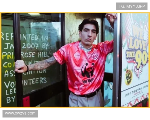 全球最具魅力足球明星盘点他们的魅力与成就引领时尚潮流